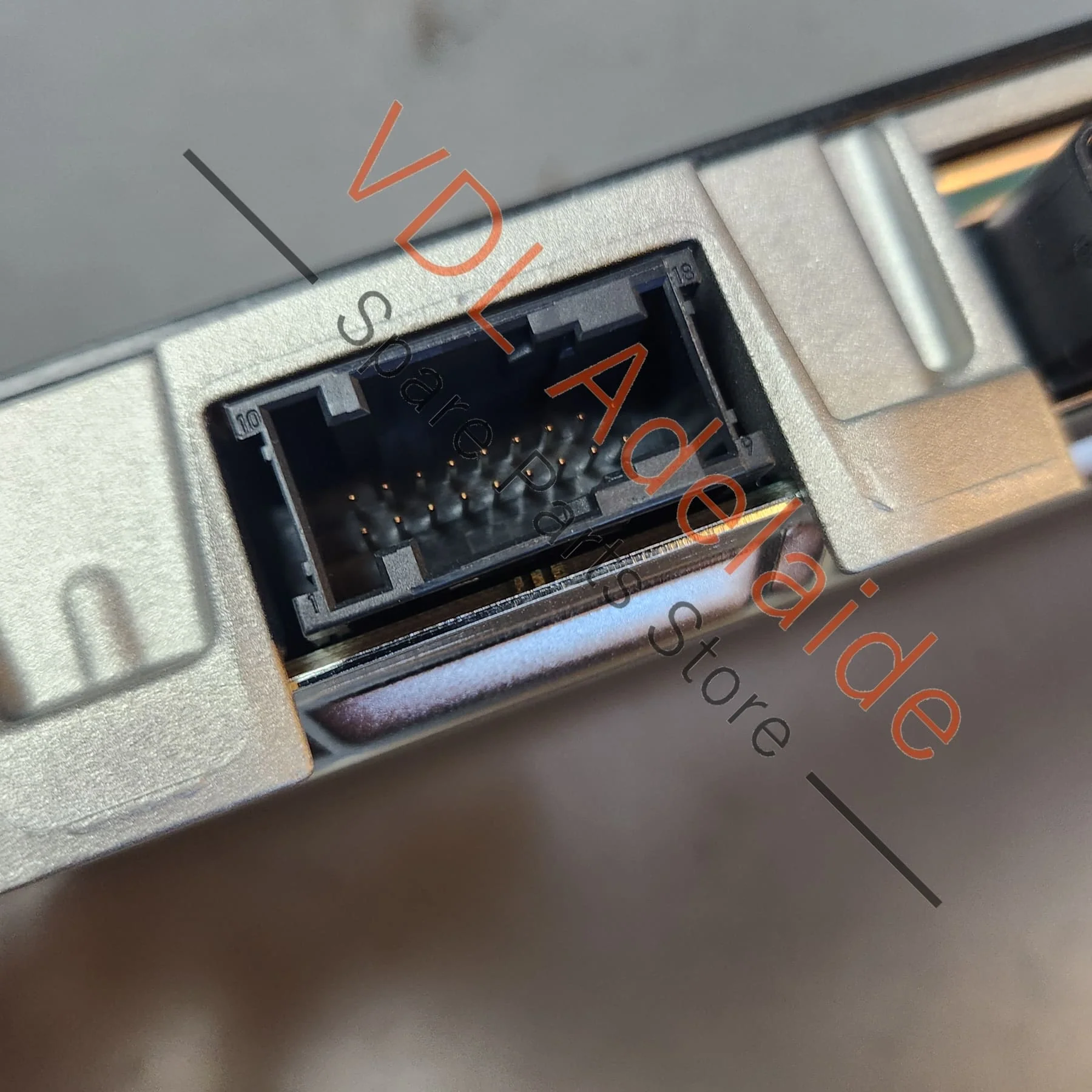 Audi Q7 Bose Amplifier Unit for Audio 4L0035223J - Image 10