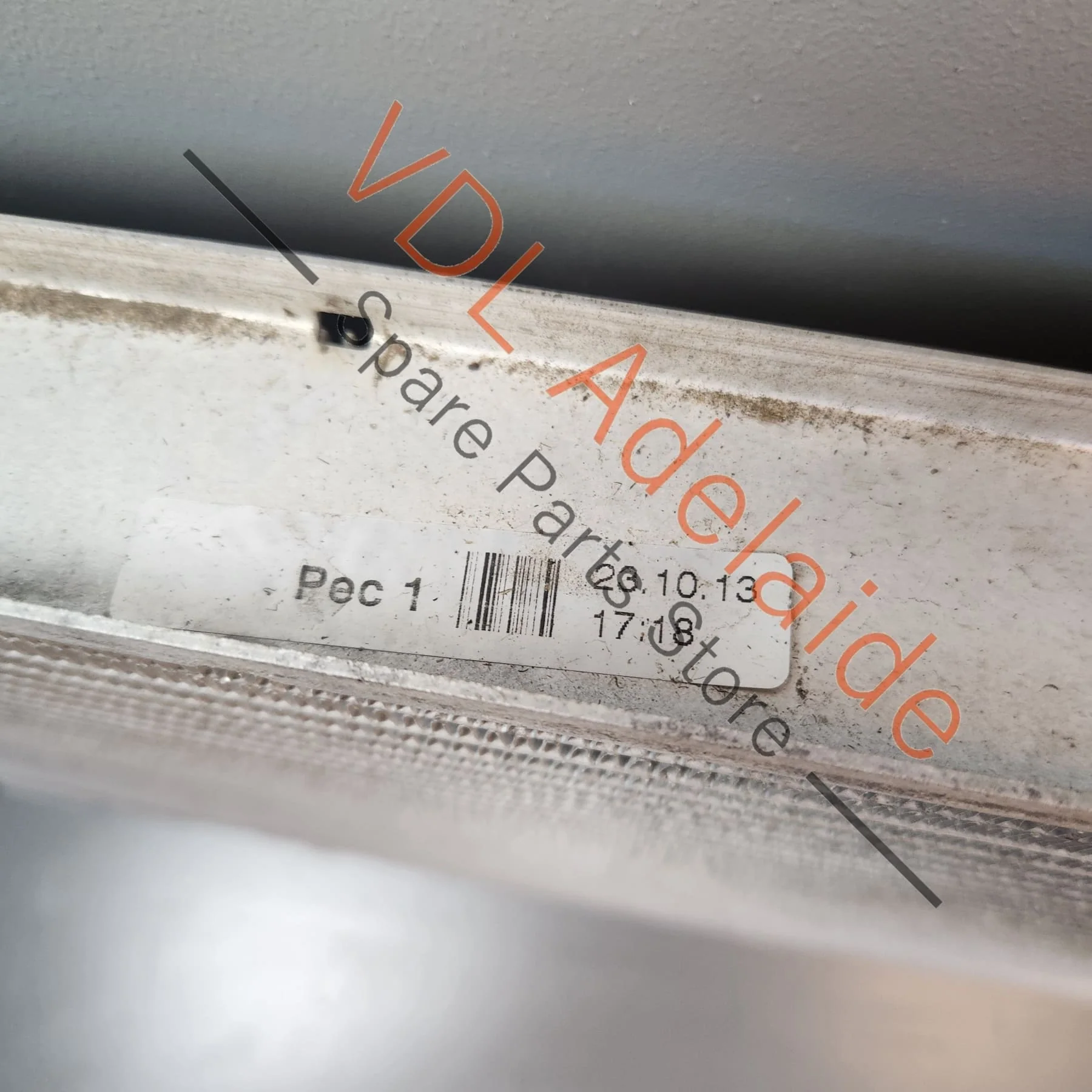 Porsche Cayenne Audi Q7 Touareg Radiator for Coolant 7L0121253A - Image 2