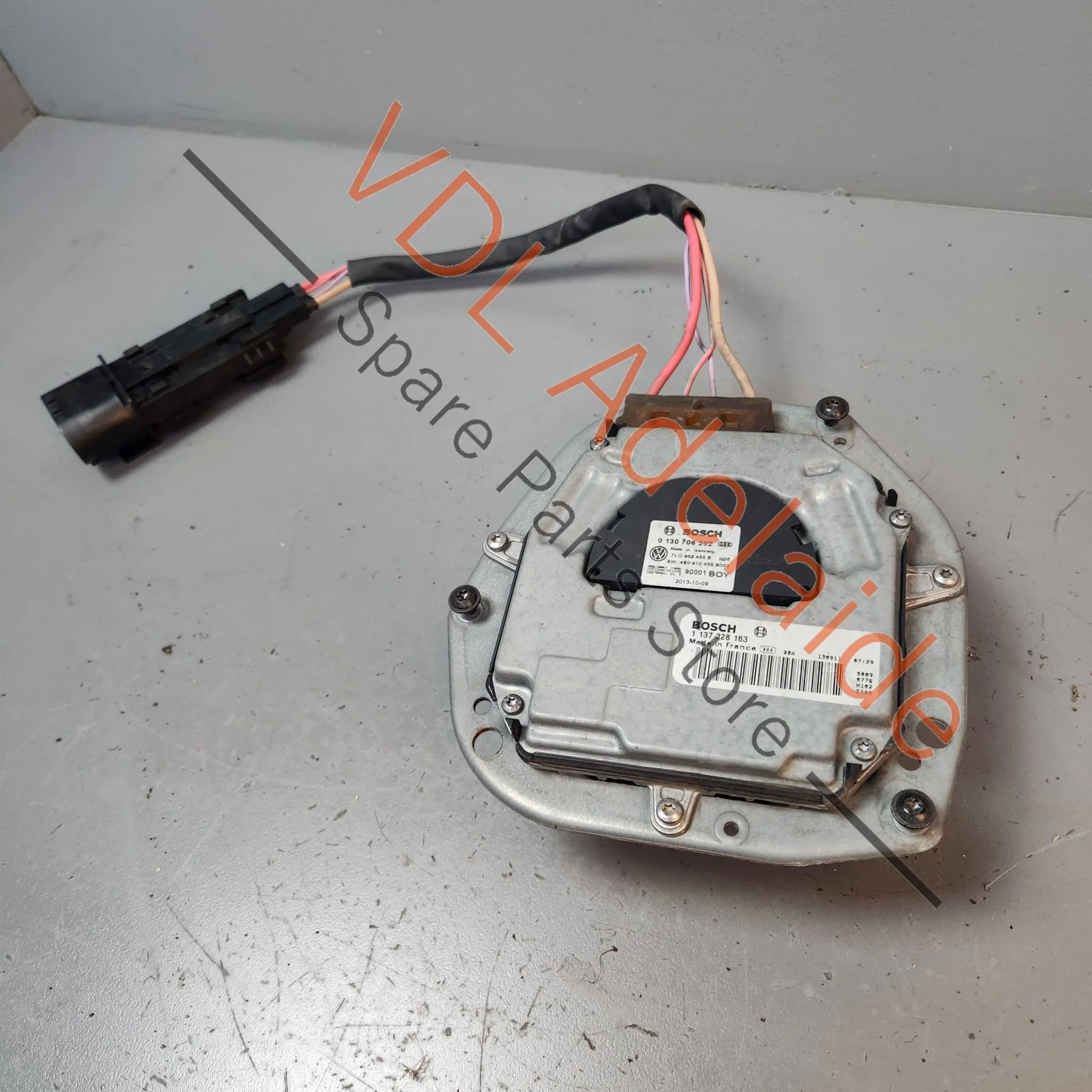 Audi Q7 Porsche Cayenne Right RHS Radiator Fan Motor for 420mm blade 7L0959455E 7L0959455F