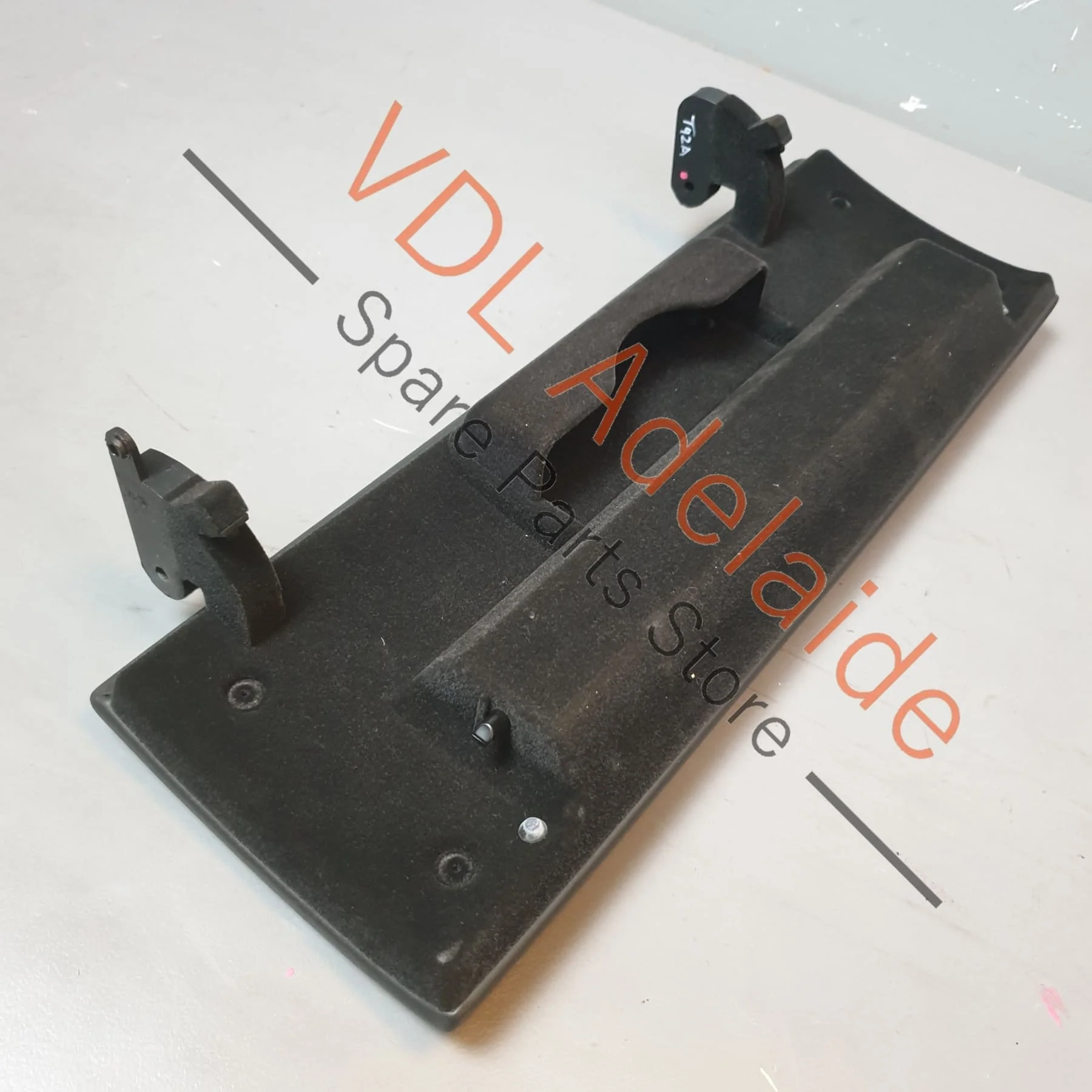 Audi R8 Glove Box Glovebox Compartment Lid Door for RHD Models 424858133A - Image 6