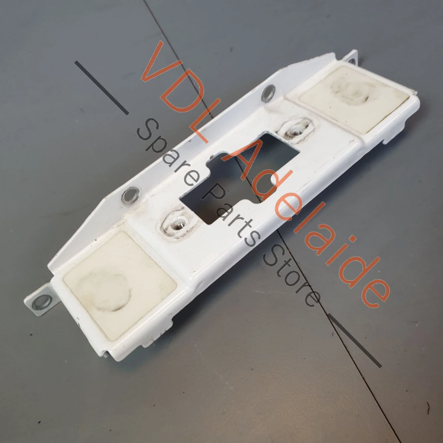 Audi R8 42 Rear Carrier Striker Plate 420814291D 420813787