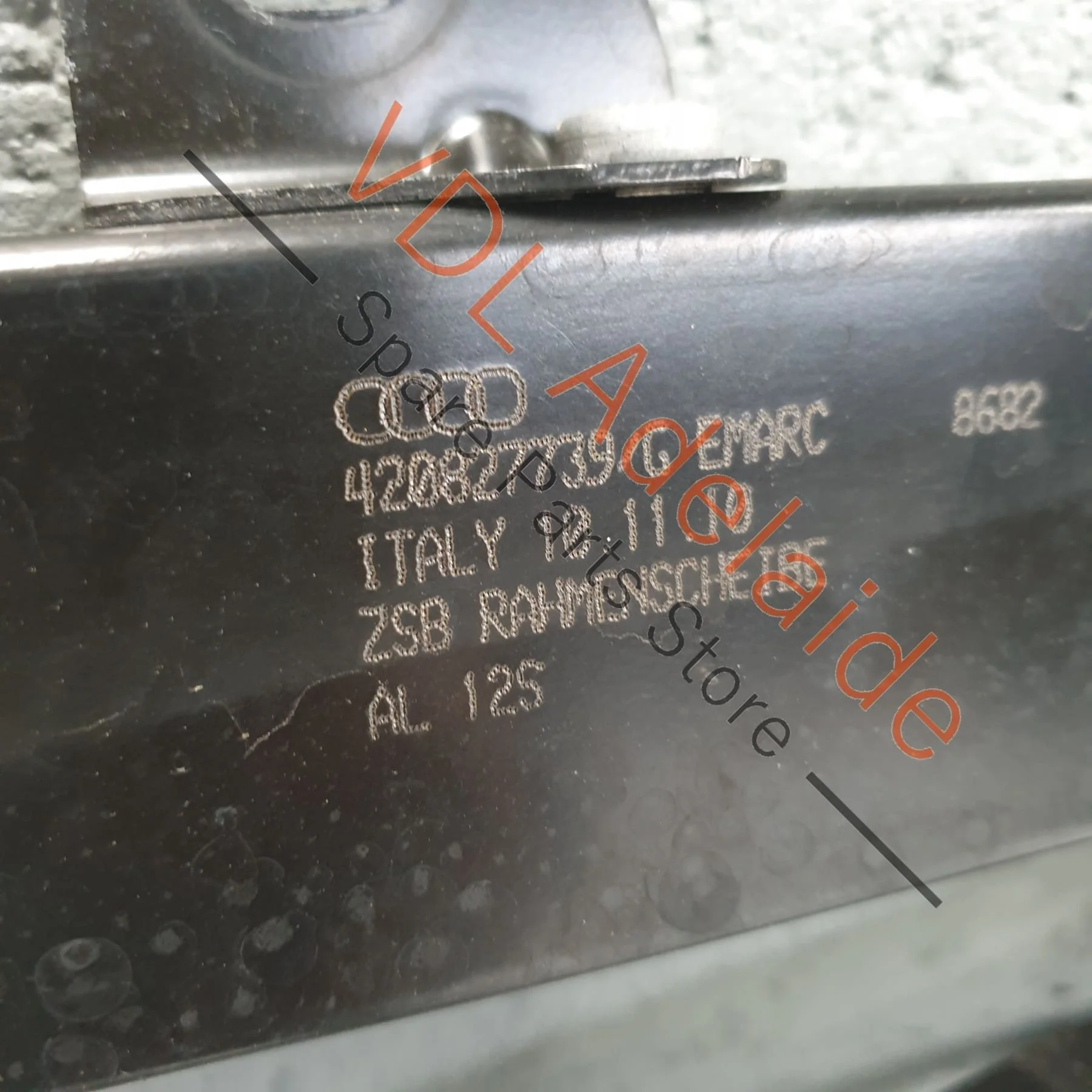 Audi R8 42 Coupe Rear Hatch Boot Lid Trunk Frame 420827739G - Image 4