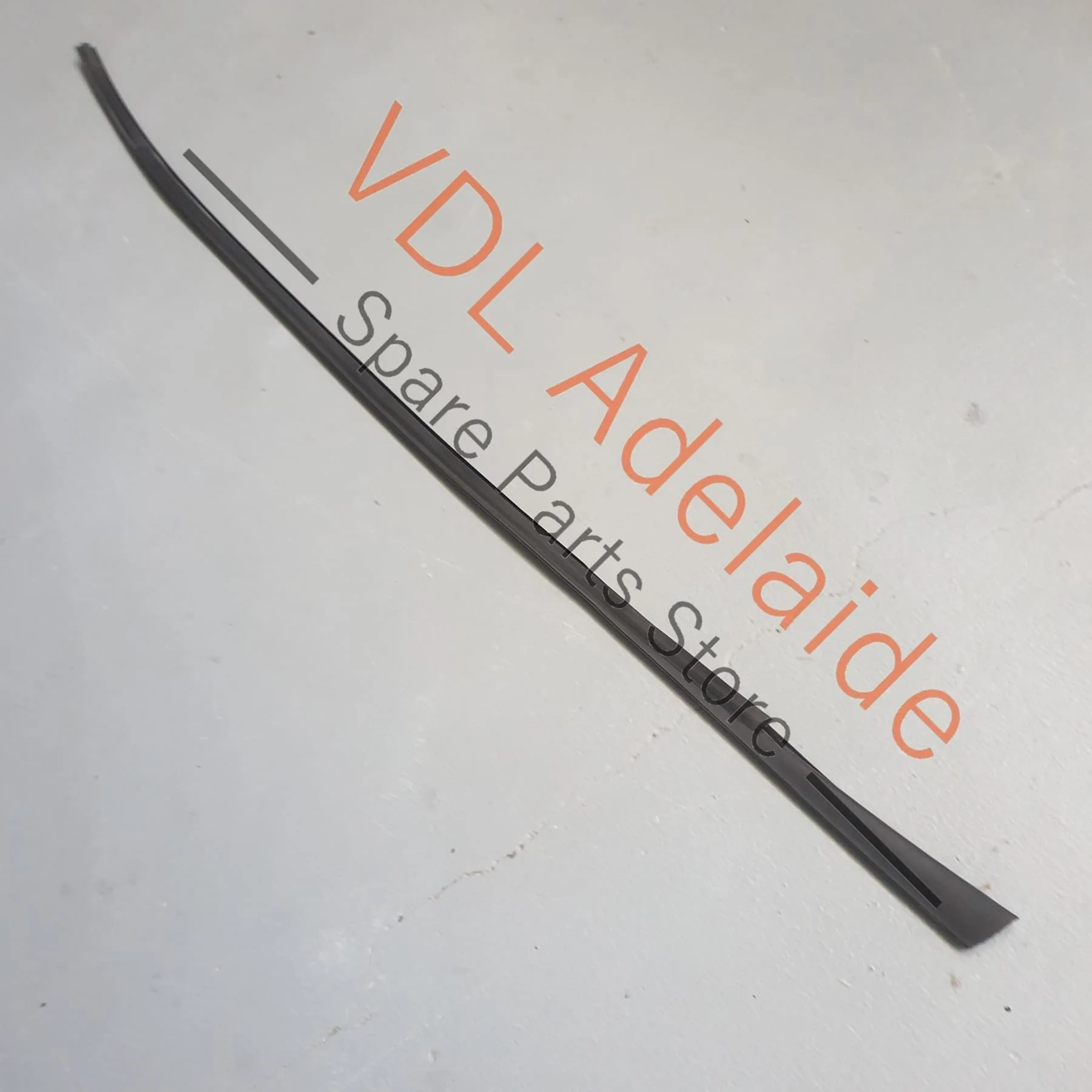 Audi R8 Door Seal Roof Gutter Line Edge Protection Strip Rubber Moulding Right 420854544A
