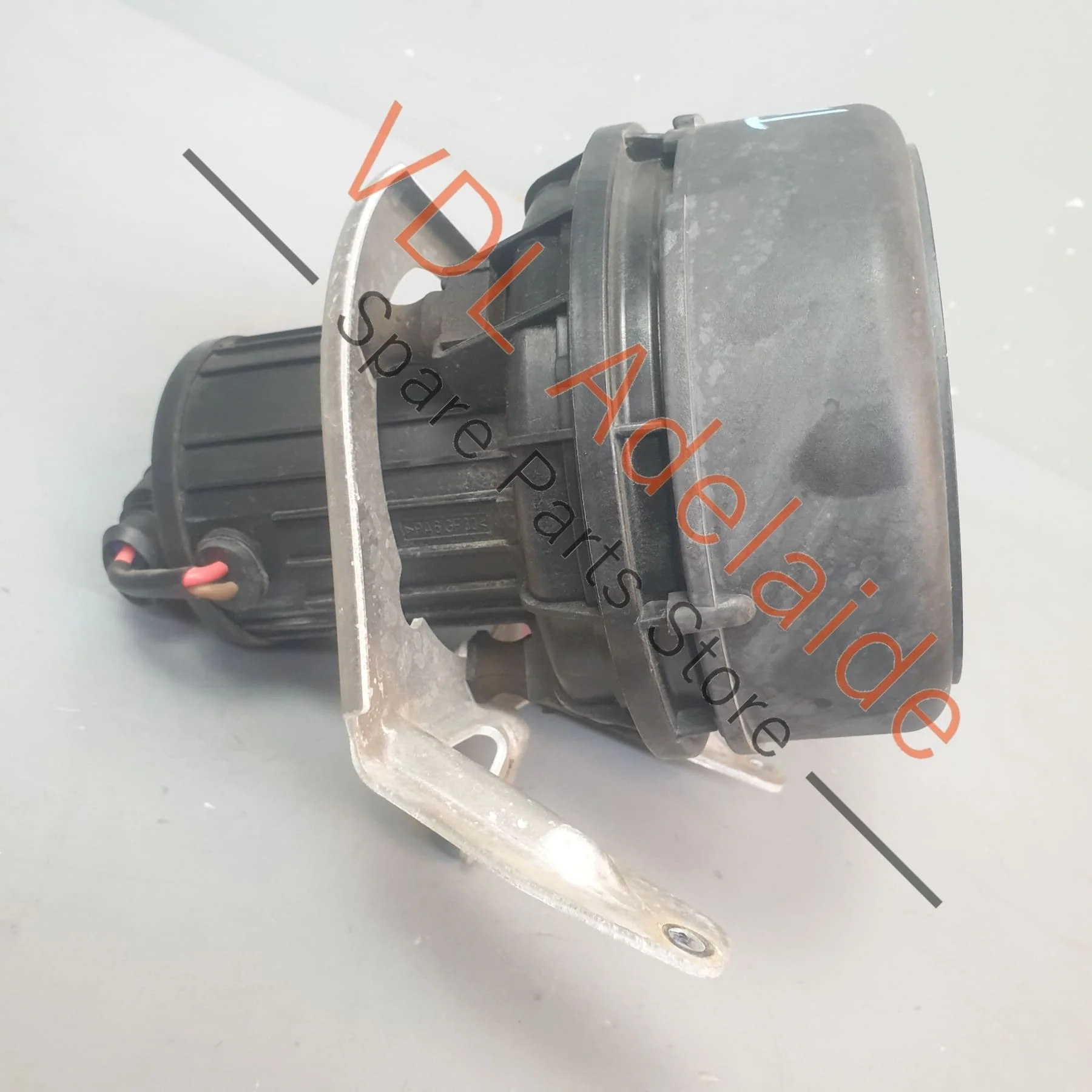 Audi R8 42 Left Side Secondary Air Pump 420906601 - Image 3