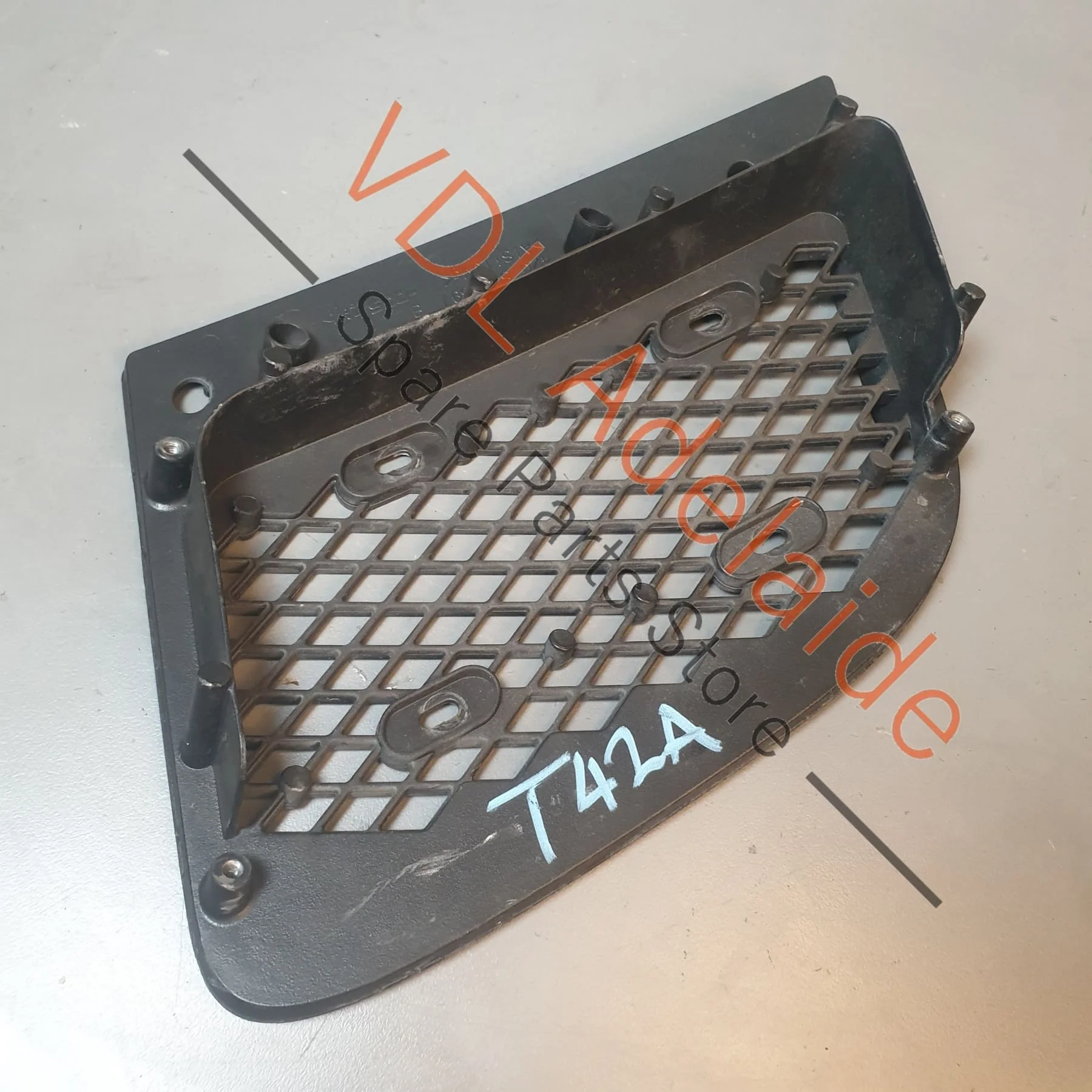 Audi R8 42 Rear Right RHS Bumper Lower Grille Vent Trim Insert 420807697B - Image 5