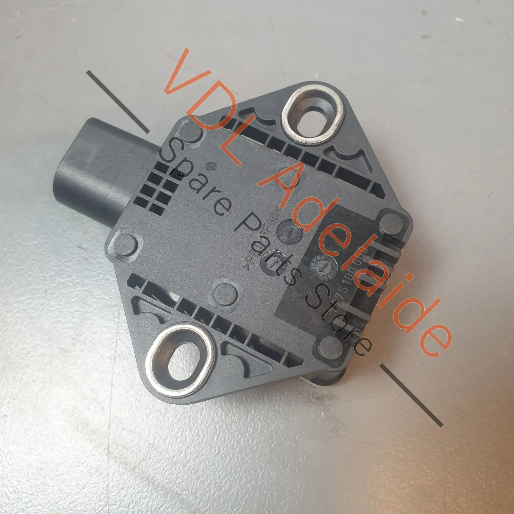 Audi R8 42 YAW Rate ESP Combi Sensor 420907637 - Image 4