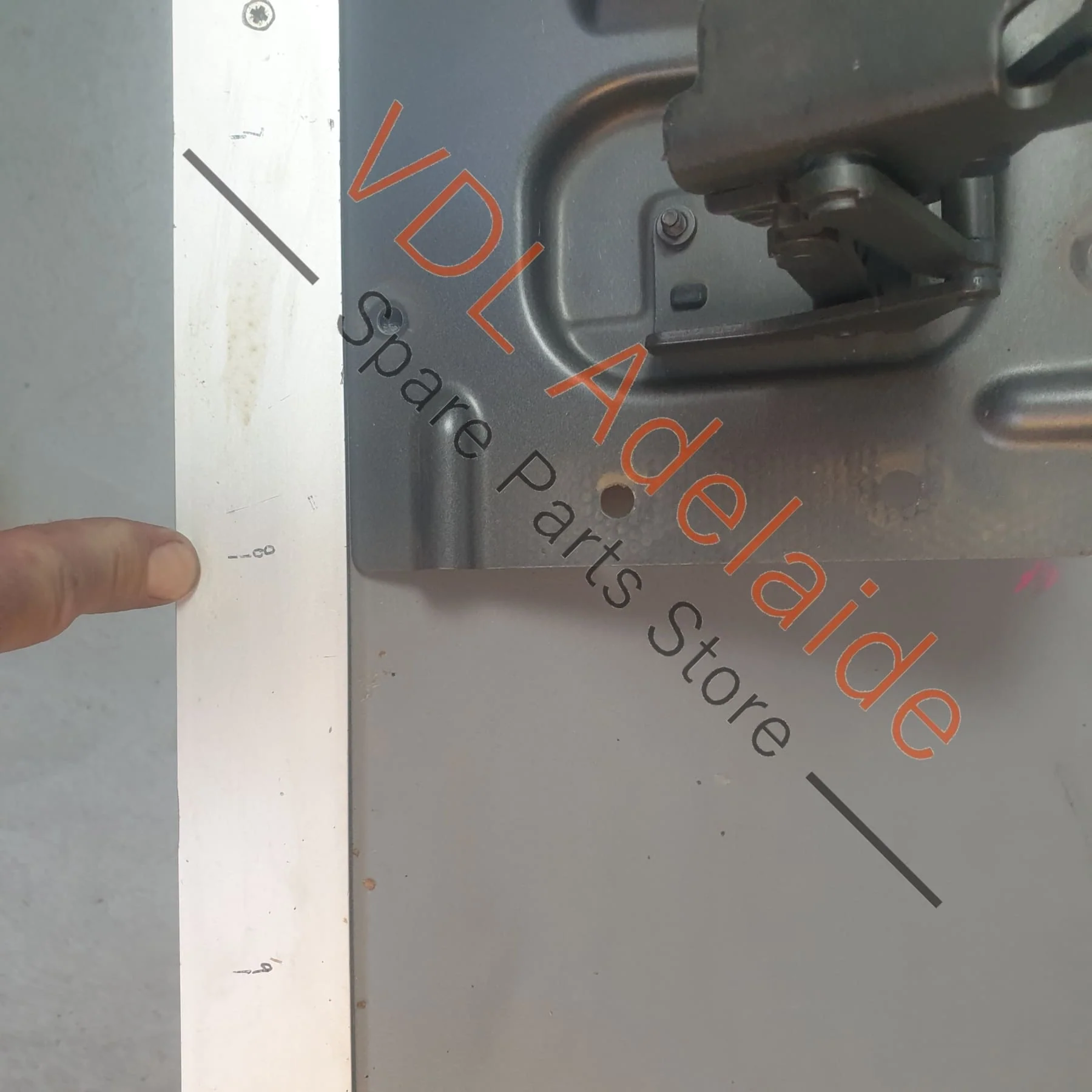 Audi R8 Type 424 Automatic Lift & Retractable Rear Spoiler Wing Mount Bracket 420827948B 420010535AA - Image 7