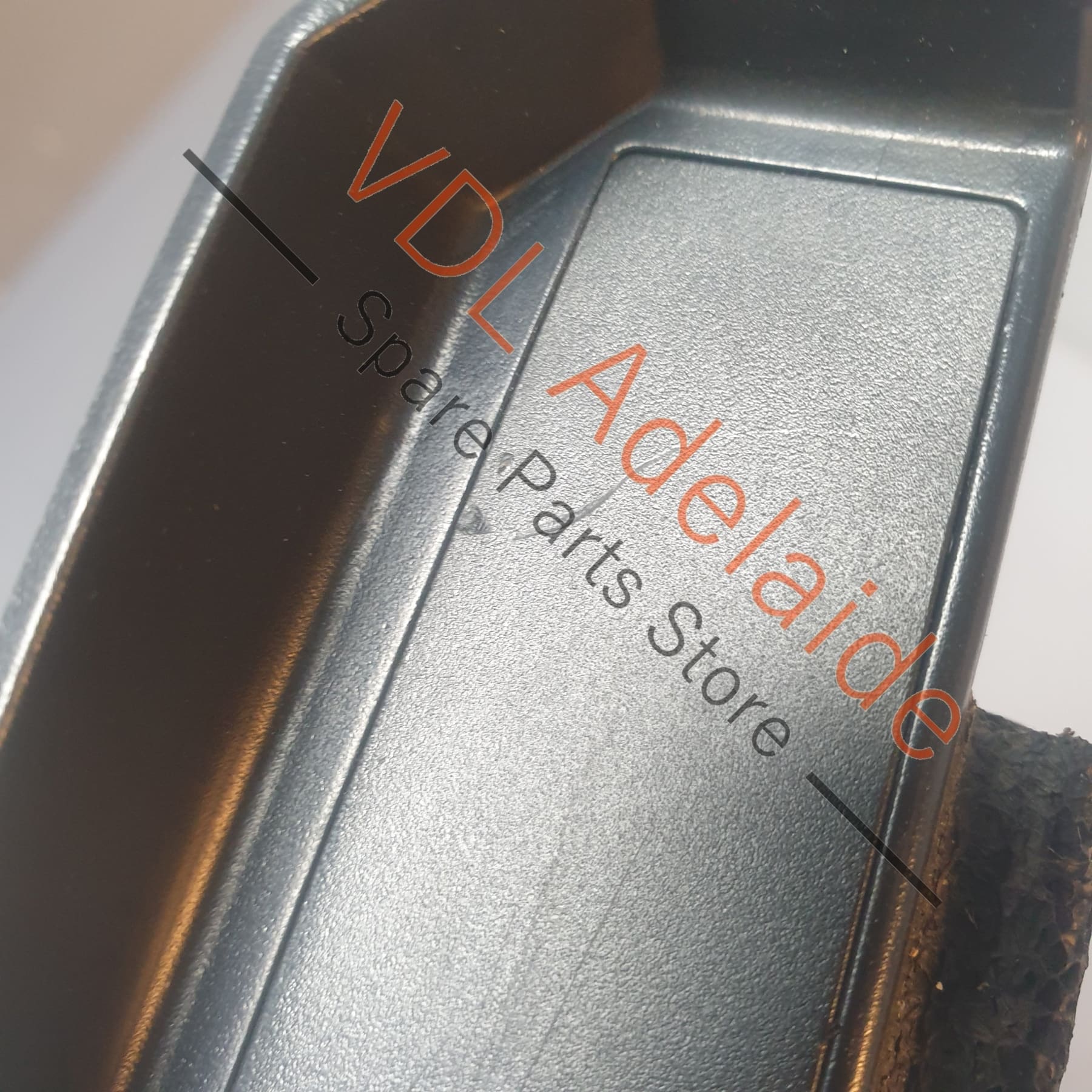Audi R8 Type 42 2006-2015 Right Side Air Intake Blade Trim Cover Exterior Trim - Image 5