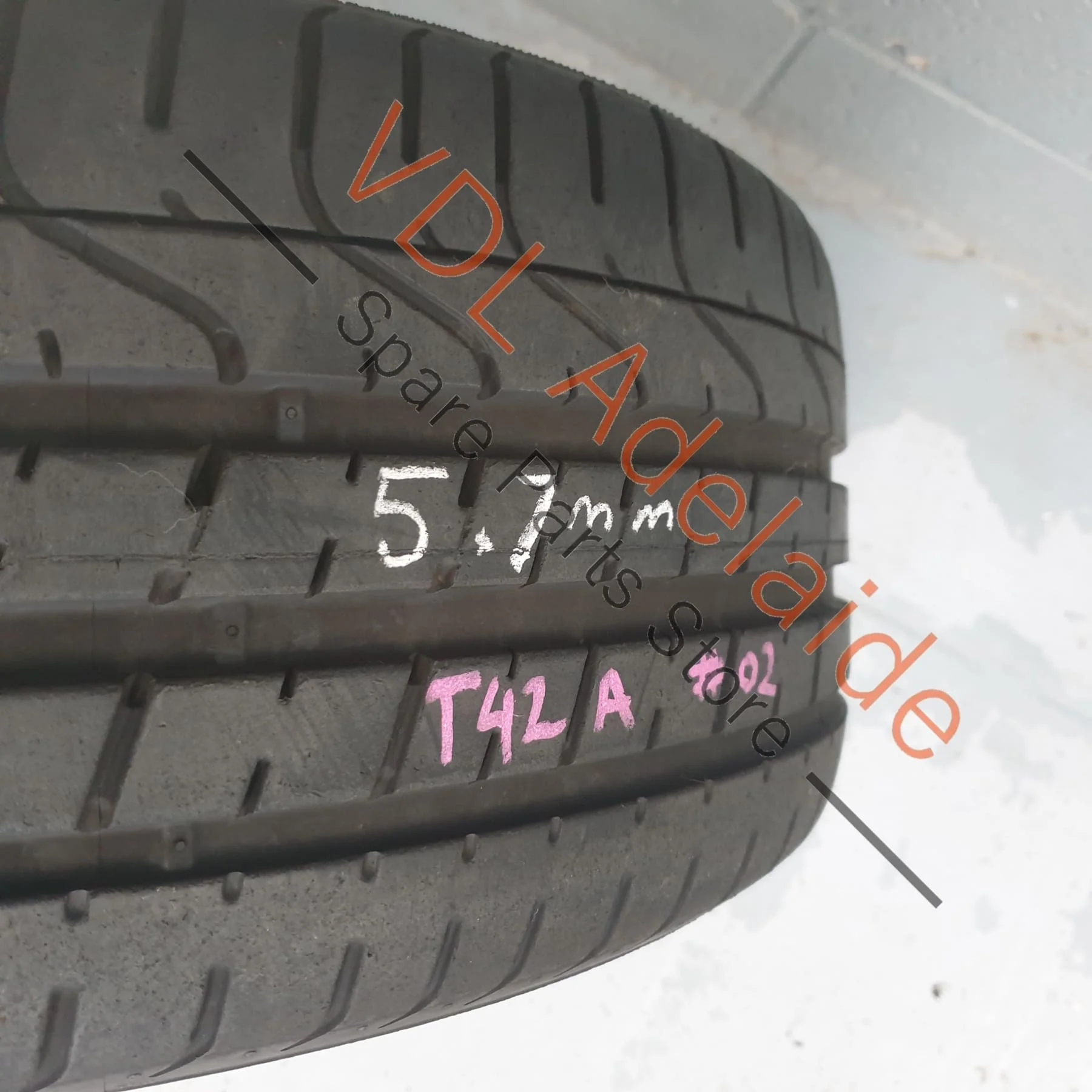 1x Audi R8 Genuine 19 x 11 Rear Alloy Wheel 10 Spoke Y Design Gloss Black 420601025AL - Image 4