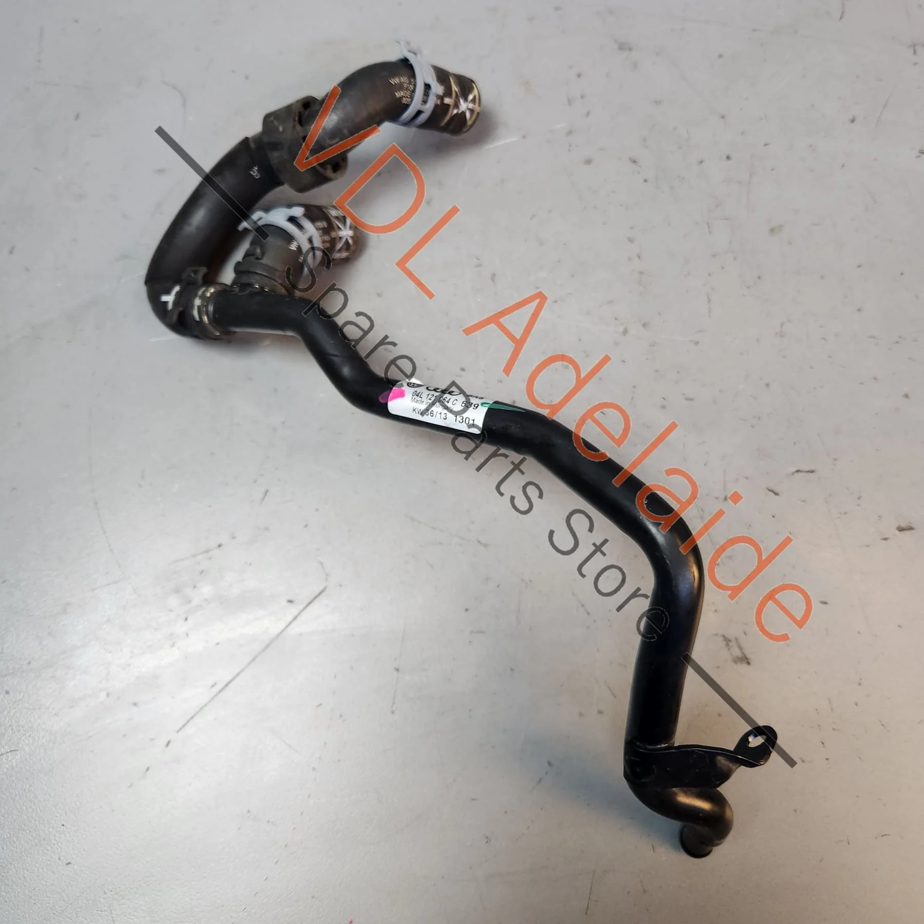 VW Golf MK7 7.5 Radiator Water Coolant Hose Pipe 04L121064C - Image 2