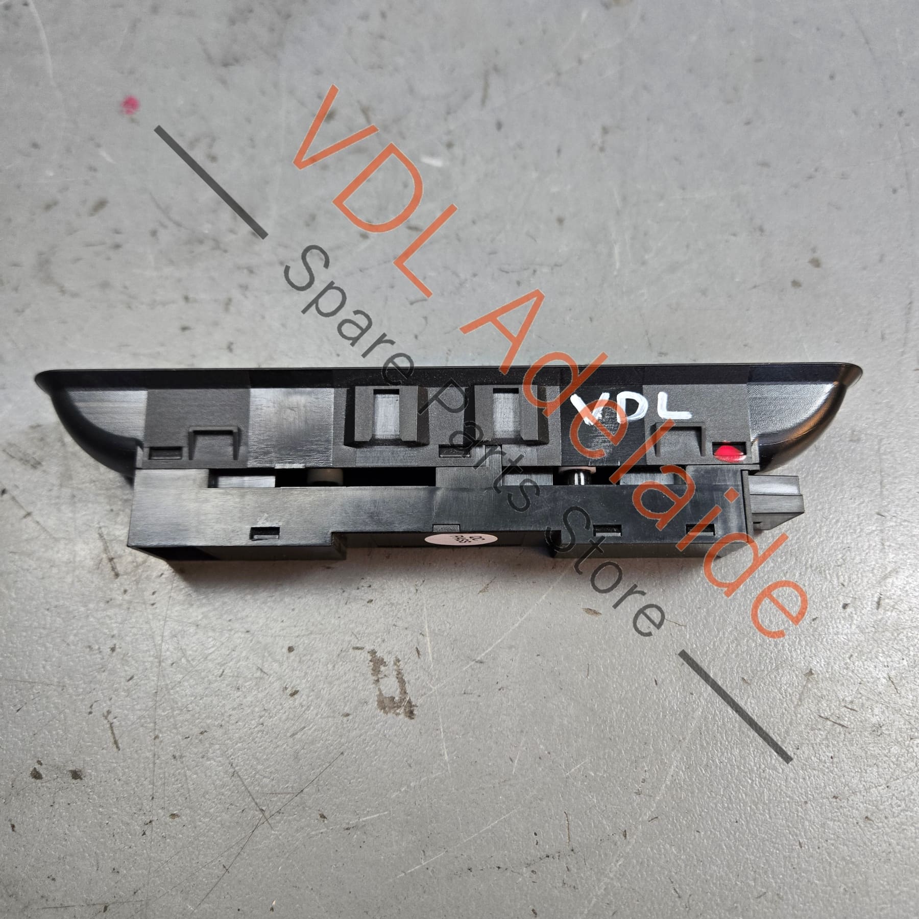 Porsche 911 991 Boot & Bonnet Release Open Switch Button 99161310501 - Image 2
