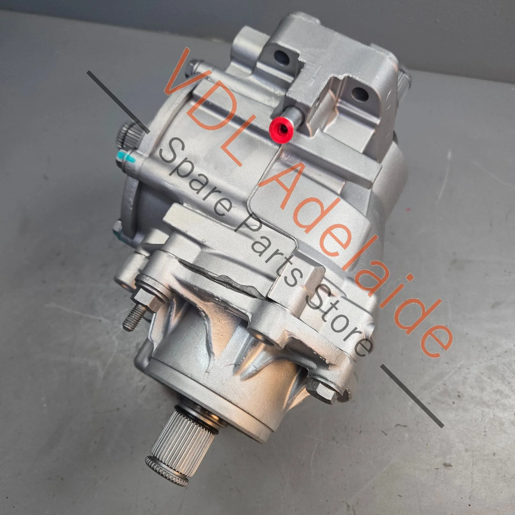 Genuine OEM - Audi RS3 8V Front Transfer Case Bevel Box Angle Final Drive 0CP409053E 0CP409053R - Image 4